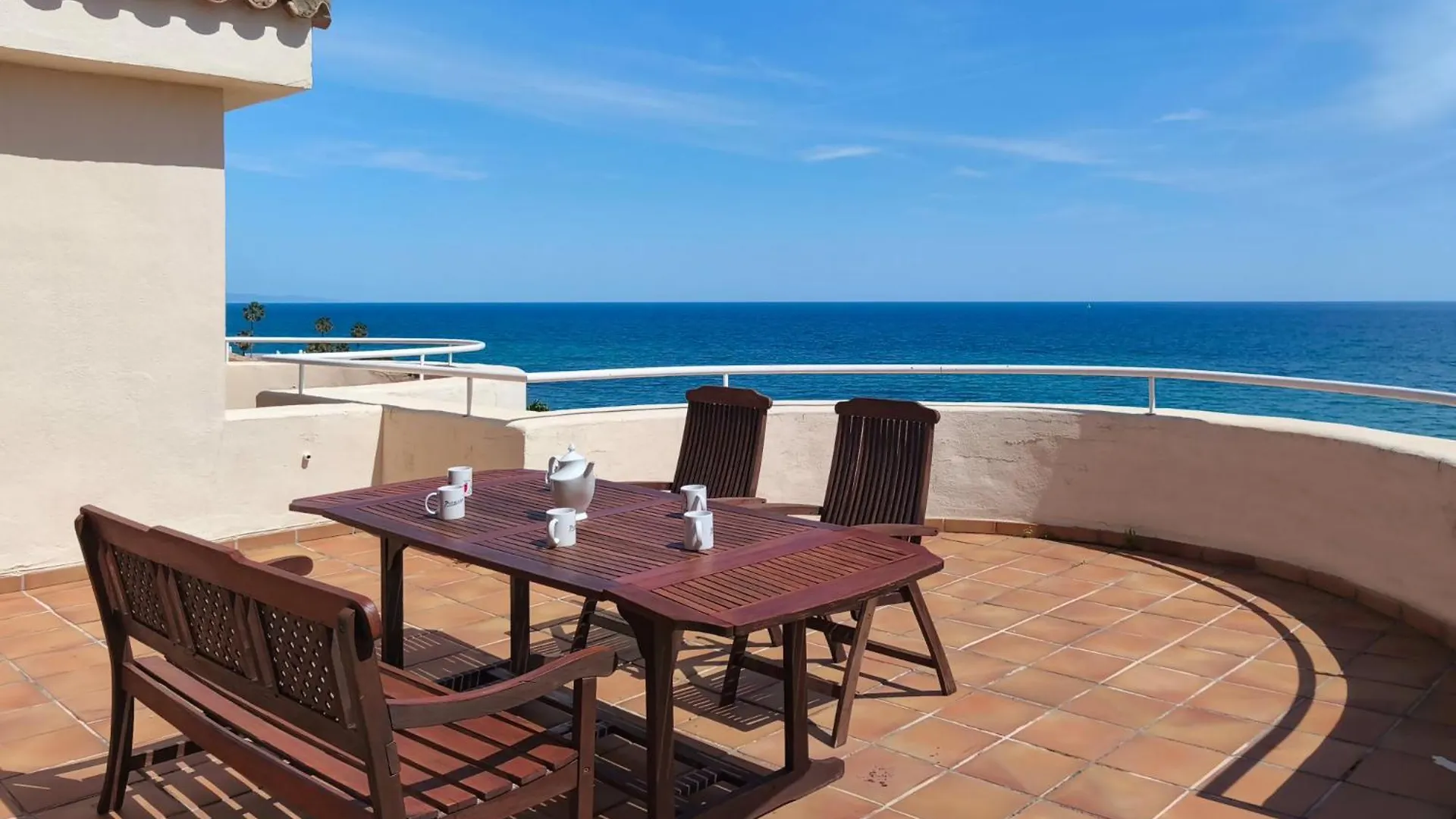 Apartamento Bermuda Beachfront Living By Lica Homes Estepona España