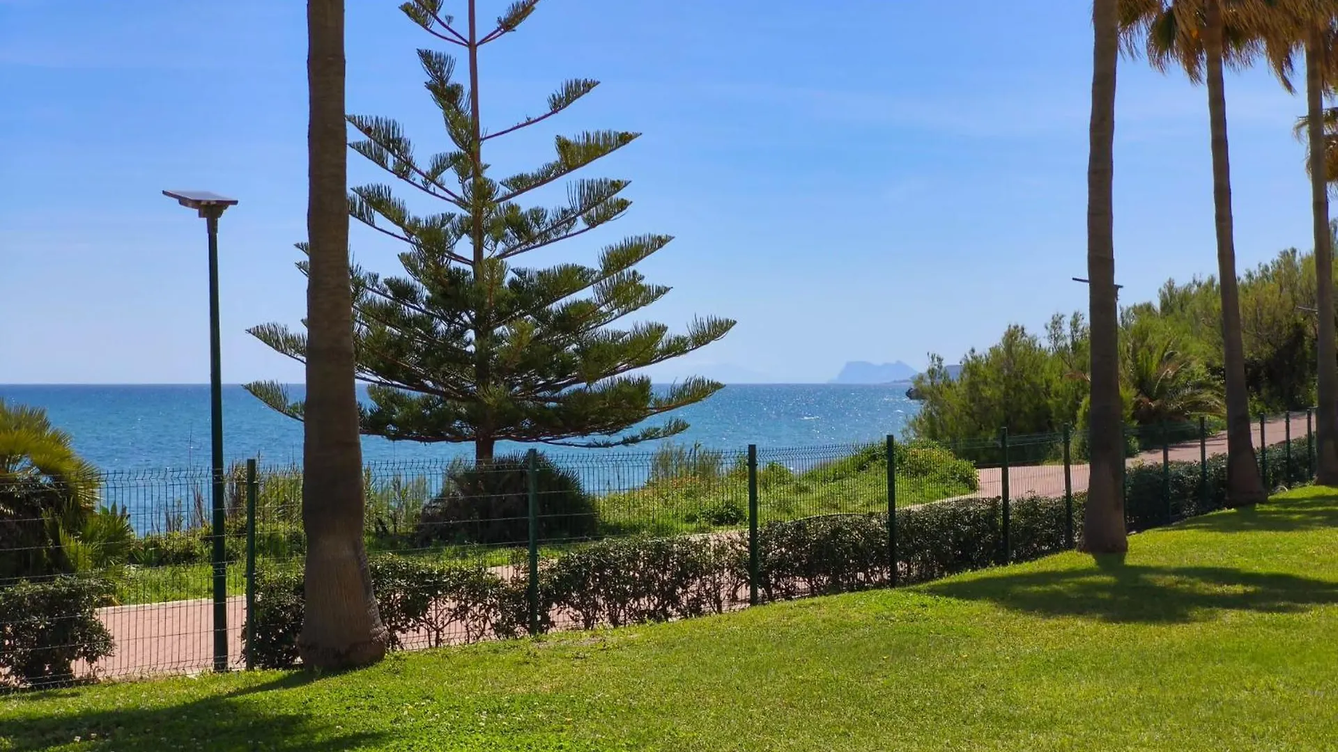 Apartamento Bermuda Beachfront Living By Lica Homes Estepona